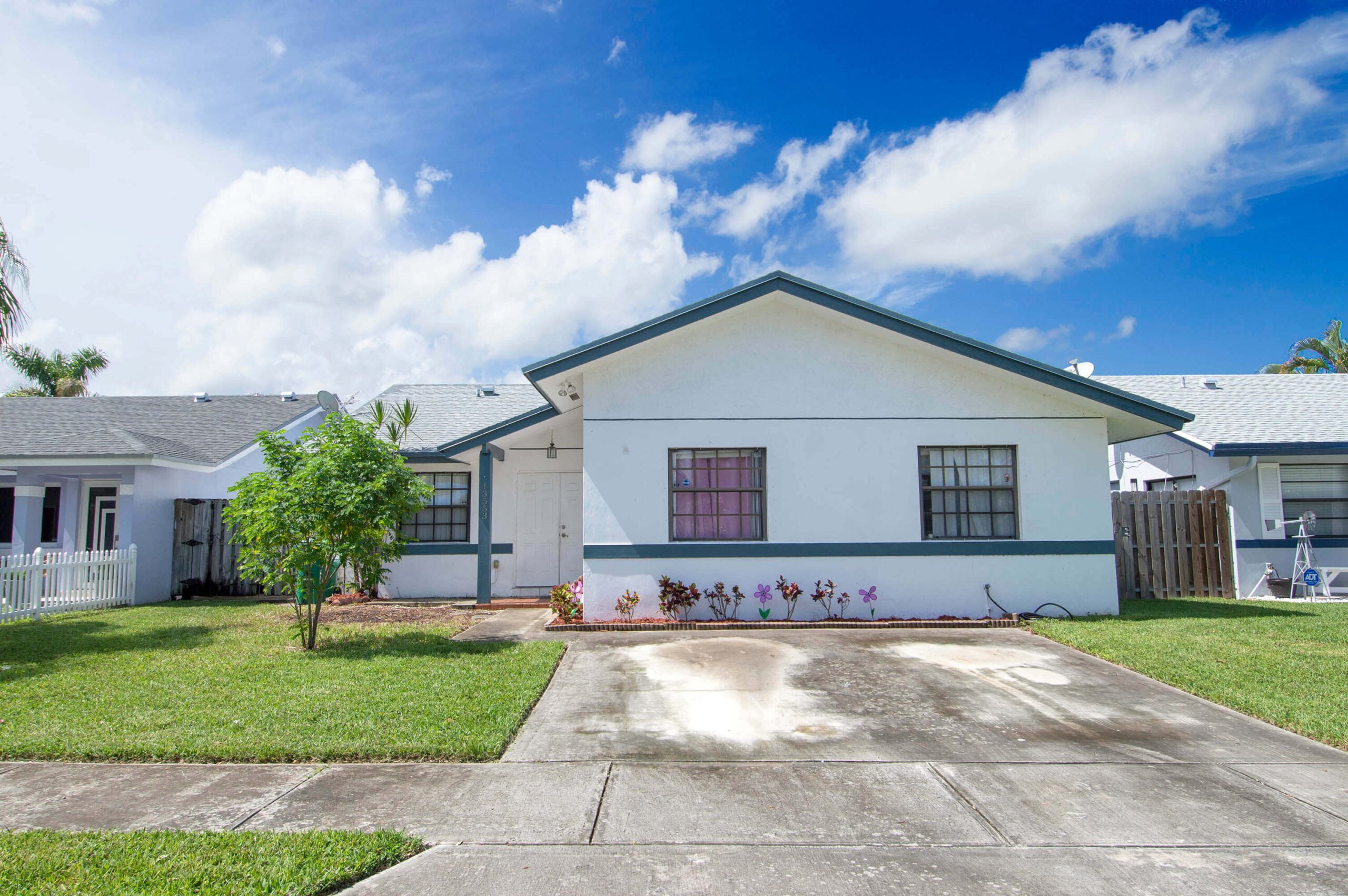 House Front - 13553 SW 179th St, Miami, FL 33177 - © Flat Fee Florida Realty
